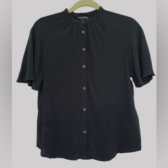 Banana Republic Tops - Banana Republic Flutter Sleeve Button Black Blouse. Size XS